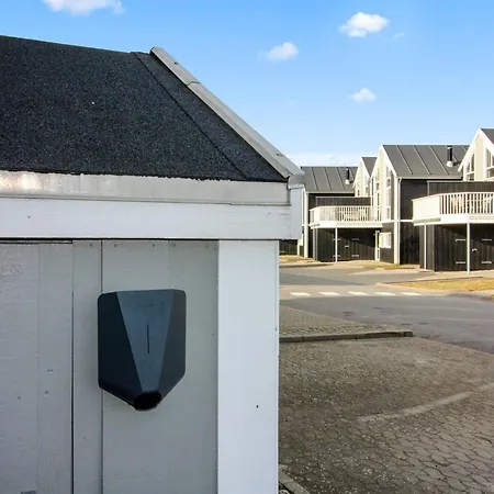 Apartment Andersine - 1km From The Sea In Nw Jutland By Interhome