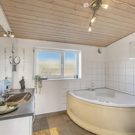 Andersine - 1km From The Sea By Interhome Løkken